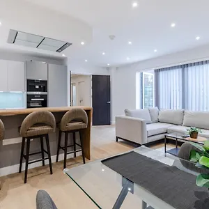 Stayinn Aldgate Apartment
